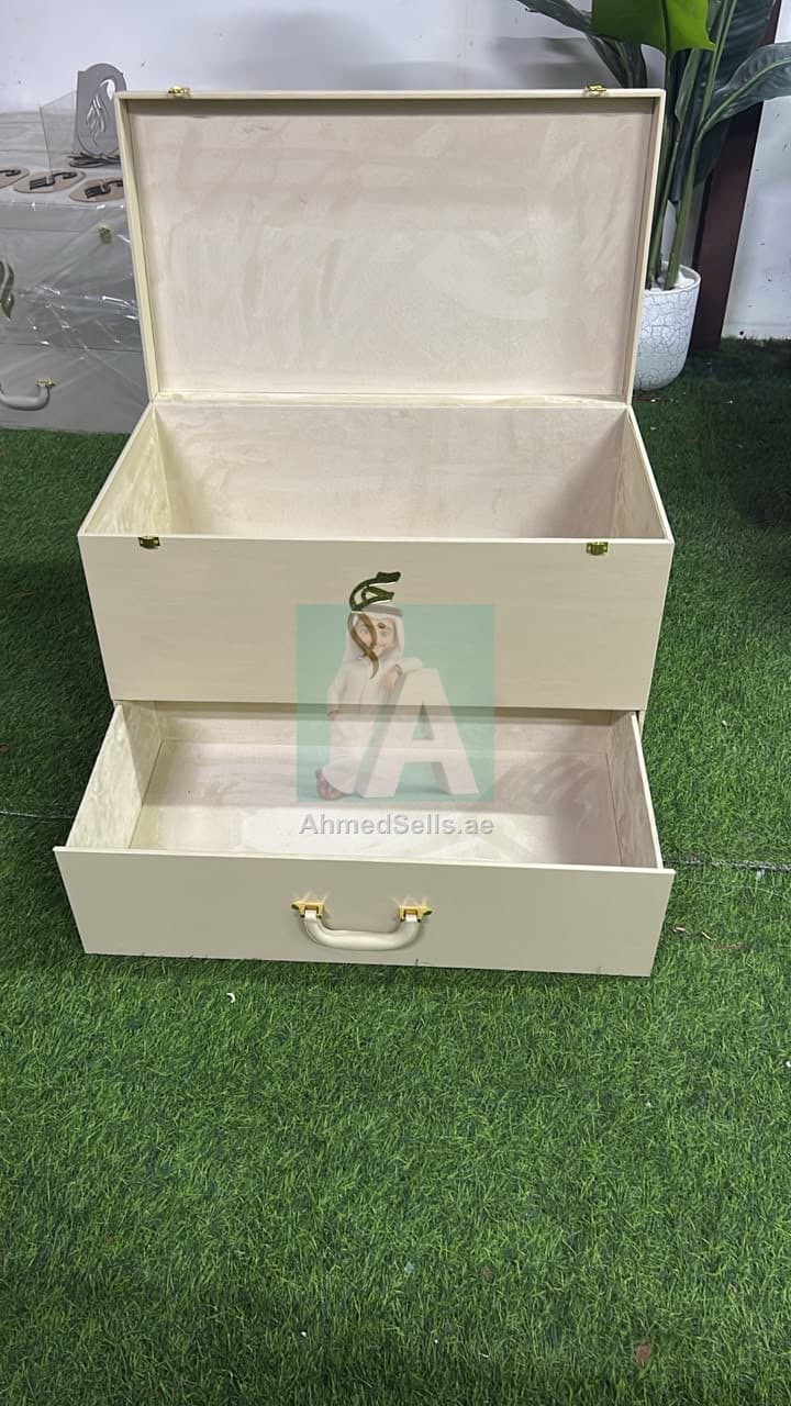 Box for wedding and maher