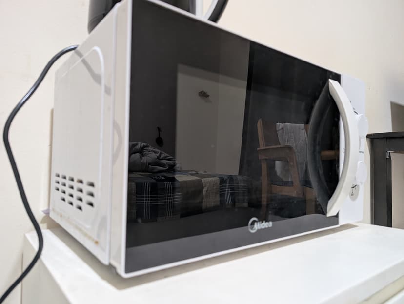 Microwave Oven